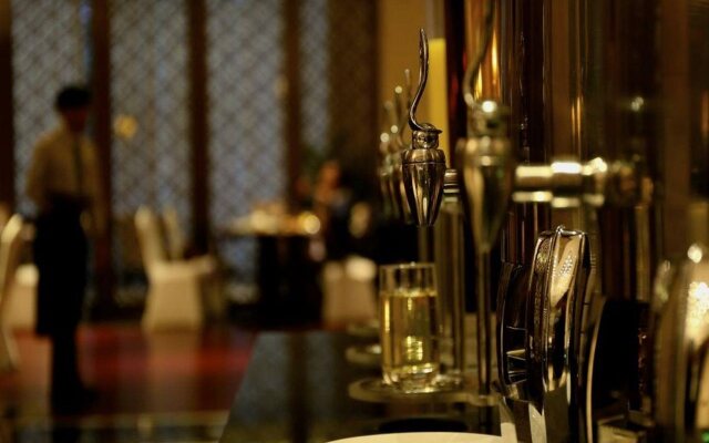 Jinhua Weida Landison Square Hotel