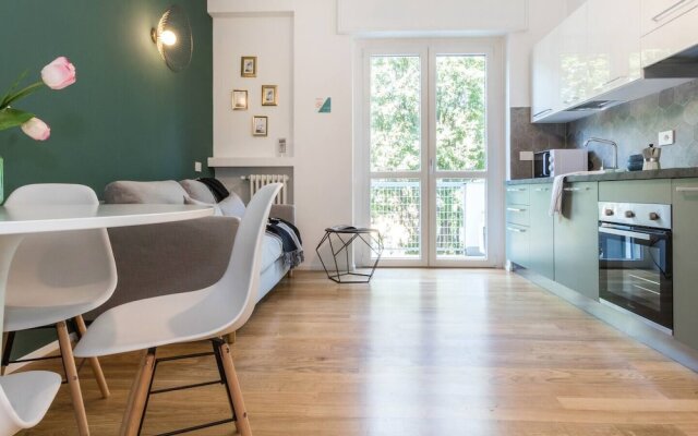 JOIVY Lotto Square Apartment