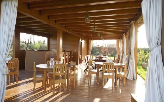 Al Riad Inou