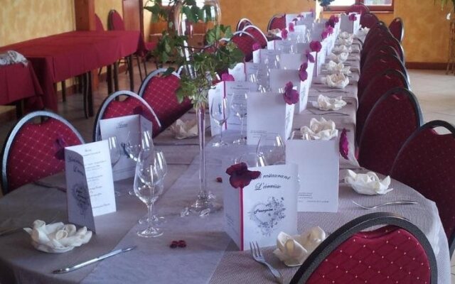 Hôtel Restaurant L'Ecrevisse