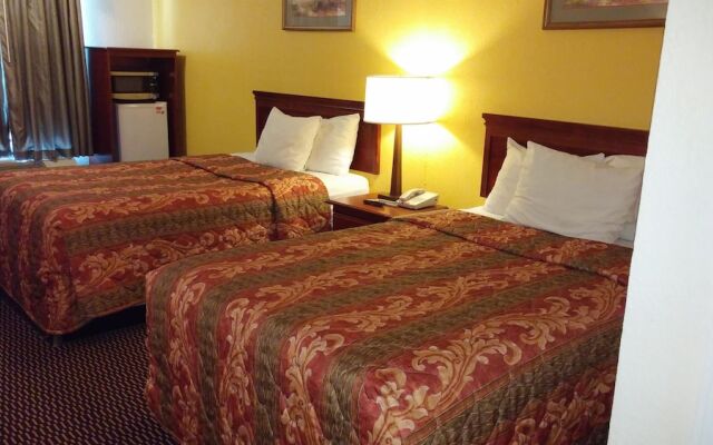 Claxton Inn
