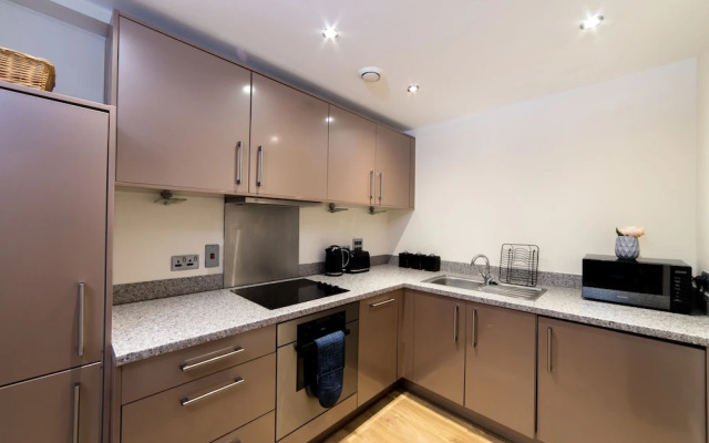Comfort Zone Parkside Apartment Hotel Birmingham
