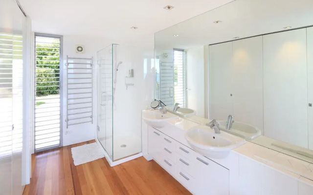 Nikau Estate