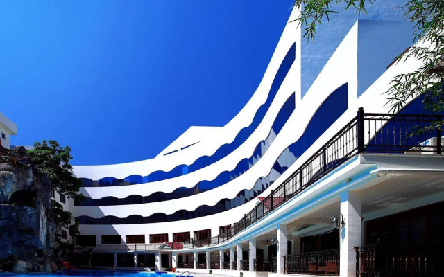 Sanya Jinglilai Resort