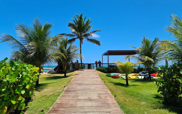 NUI Supreme Beach Living