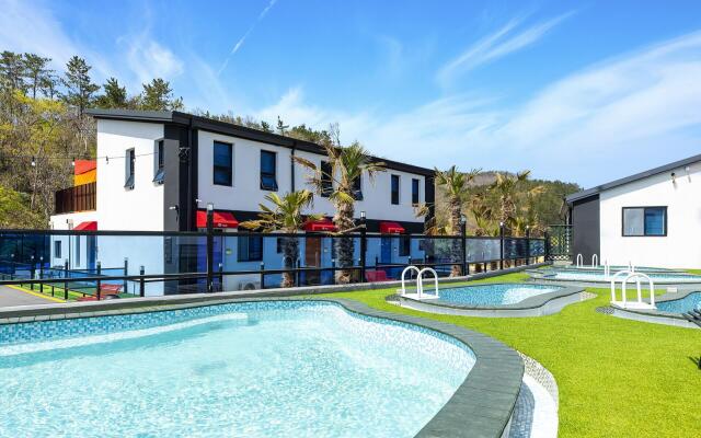 Pohang Piyooo Poolvilla