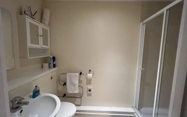 Aberdeen Stay Central 2-bedrooms Apt-no Party
