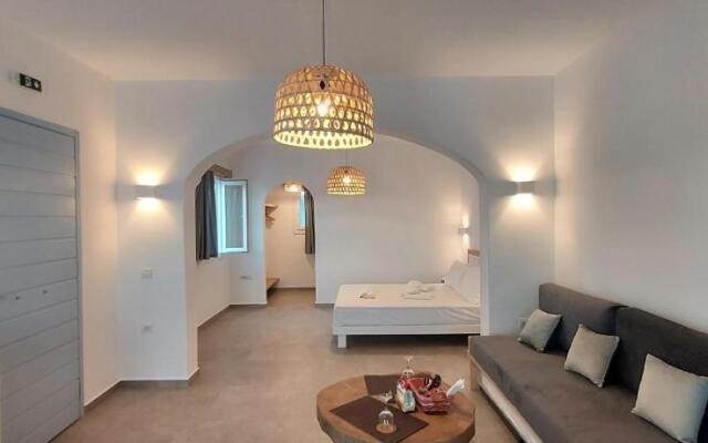 Casa Di Kimolos Apartments