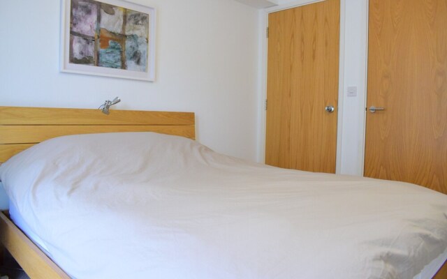 Flat With Balcony In Camden Town