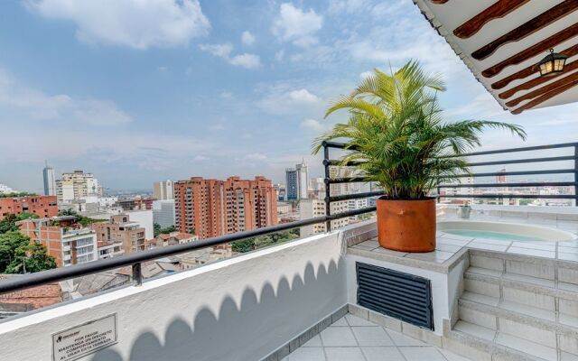 Travelers Apartamentos & Suites Castellón de Juanambú