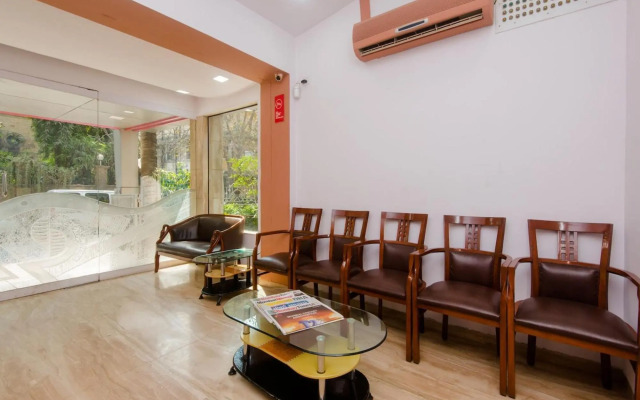 OYO 408 Vile Parle