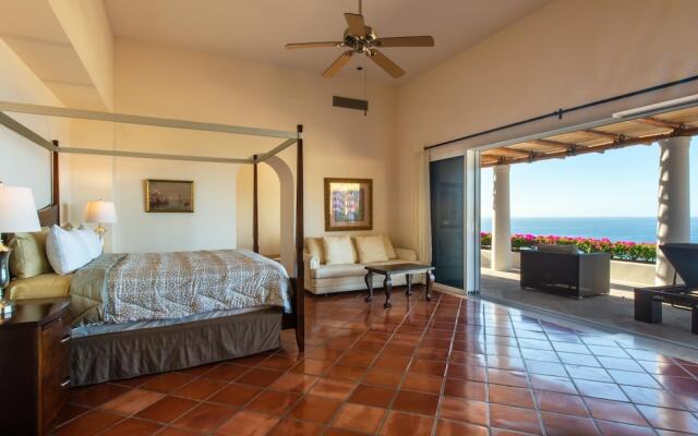 Luxury 5BR Villa, Sleeps 14 W/ocean View: Villa Perla de Law