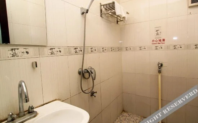Yangshuo Bafanglai Hotel