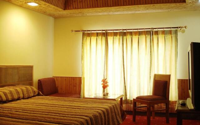 Vardaan Hotels - PatniTop