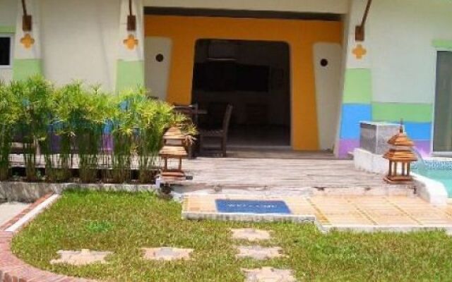 Phuket 7-Inn