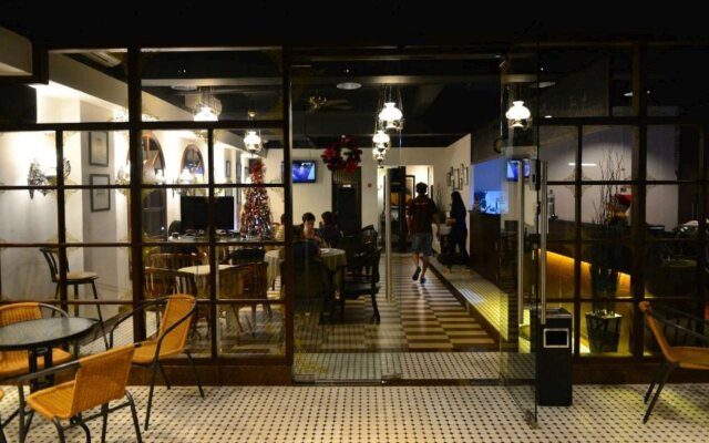 Capsule Hostel Old Batavia