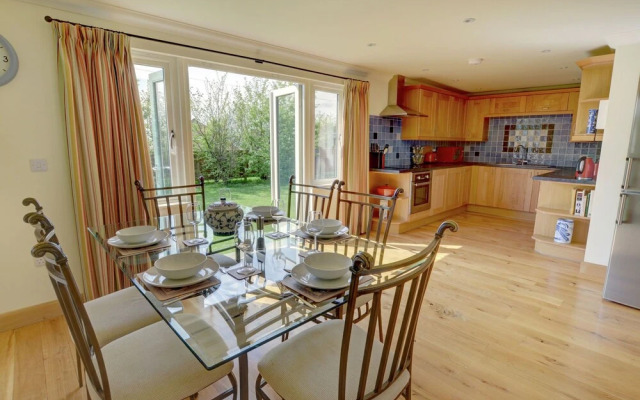 Serene Holiday Home in Brightling With Graden