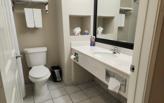 Baymont by Wyndham Houston Brookhollow