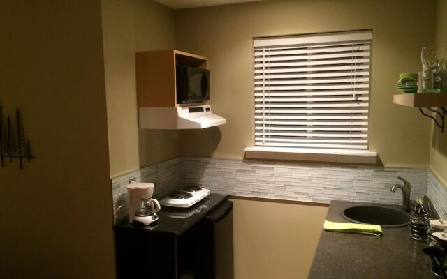 Suite Amour Hobby Farm and B & B