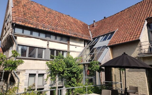 Apart-Hotel Op De Beek Anno 1410