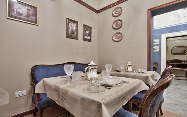 Julina Boutique Living
