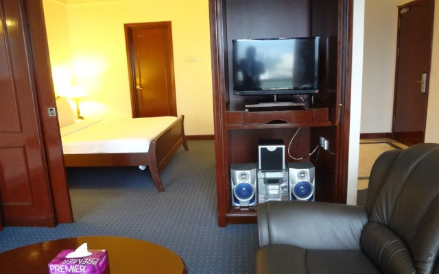 KL Super Suite at Times Square