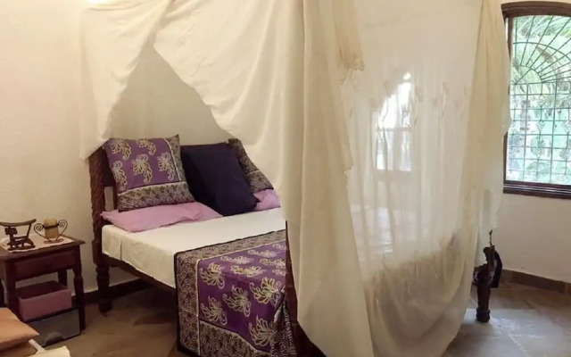 Room in Villa - Giulia Patio House Watamu