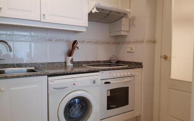 Apartamentos Apolo12 (1-1º-B)