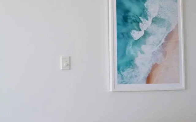 Beachfront 3-bed With Pool & Stunning Ocean Views