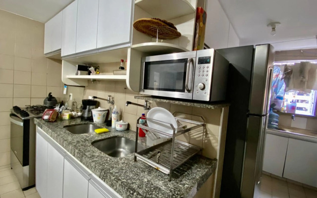 Apartamento vista mar, 2 Suítes, WC Social,2 vagas