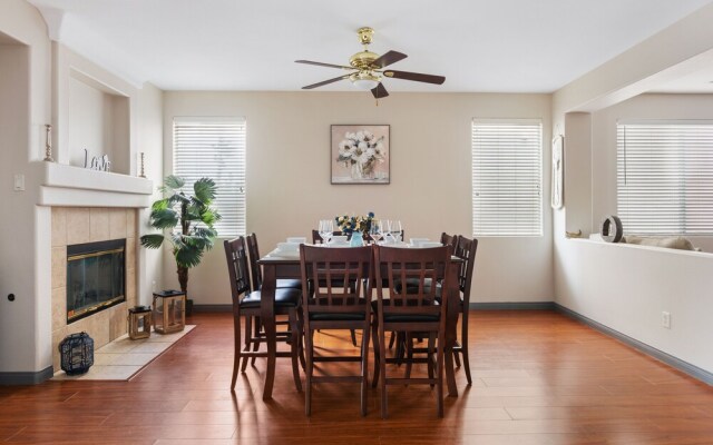3000sqft House 8beds 3bath Pool Jacuzzi Bbqj