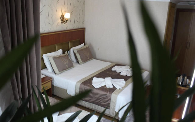 Hermanos Hotel