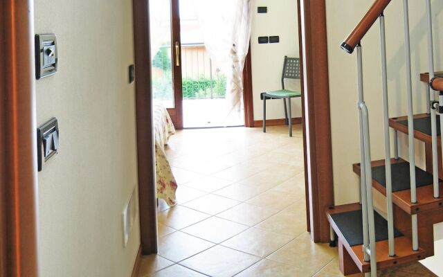 Great and Colourful Apartment Near Bardolino