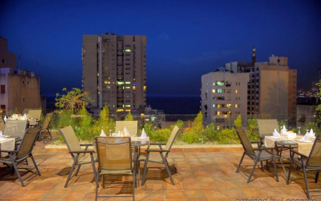 Orient Queen Homes