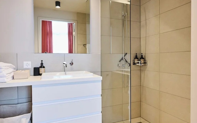 Ariv Design Hotel & Apartments
