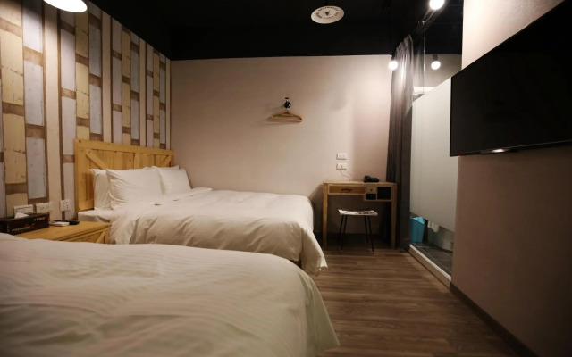 Nys Loft Hotel - Hostel