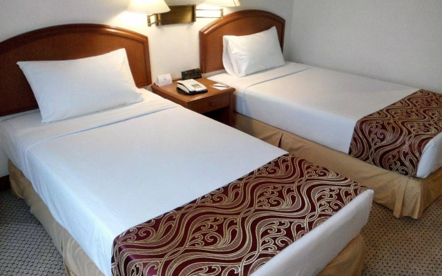 Mandarin Court Hotel