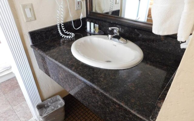 Stargazer Inn and Suites
