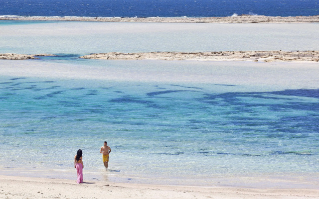 Mrs Chryssana Beach Hotel