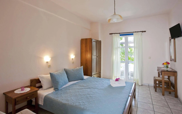 Stefano Apartments