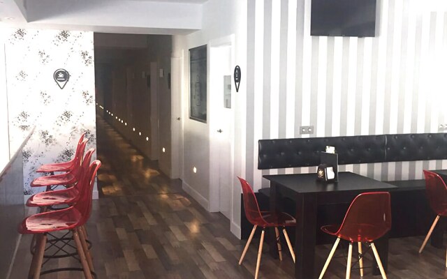 Deluxe Hostels & Suites Merida