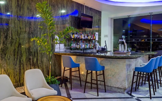 Sunset Royal Beach Resort - All Inclusive
