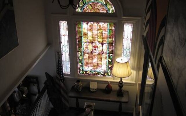 Bed & Breakfast On Broadway