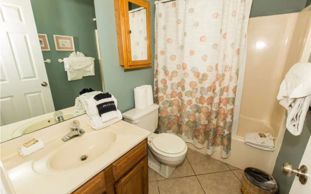 Sandpiper Cove 1129 2 Bedroom Condo by RedAwning