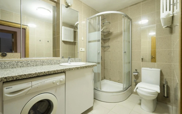 Central Stylish House in Gayrettepe