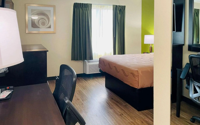 Quality Inn & Suites Lake Charles South