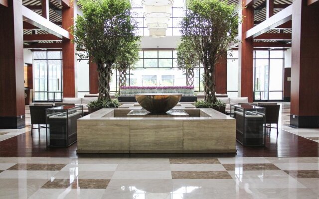 Huanxiu Resort And Spa