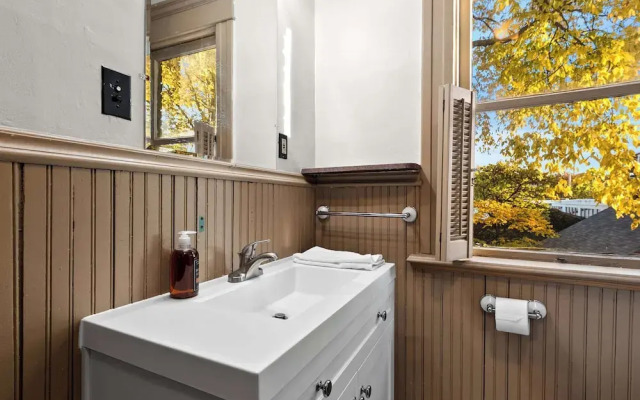 Bella Notte Columbus Chic Stay
