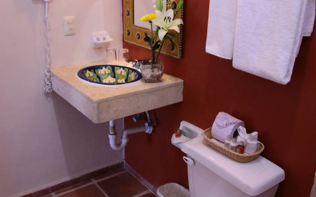 Hacienda San Miguel Hotel & Suites