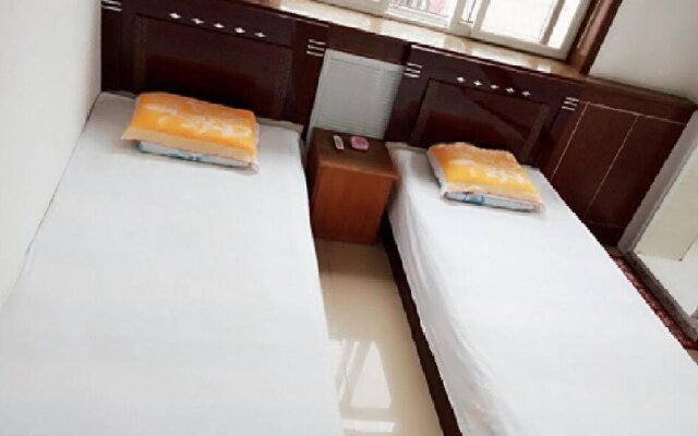 Huangcheng Xiangfu 805 Family Inn